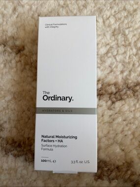 The Ordinary Natural Moisturizing Factors + HA - White